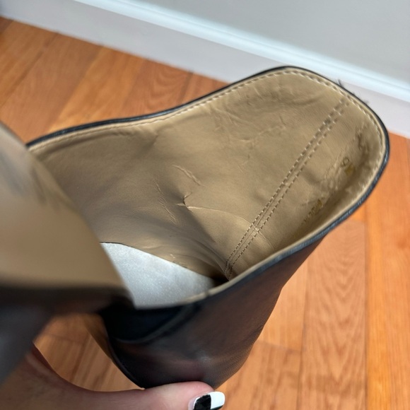 Neiman Marcus Pointed Toe Heeled Mule Black Leather Size 9 - Picture 6 of 11